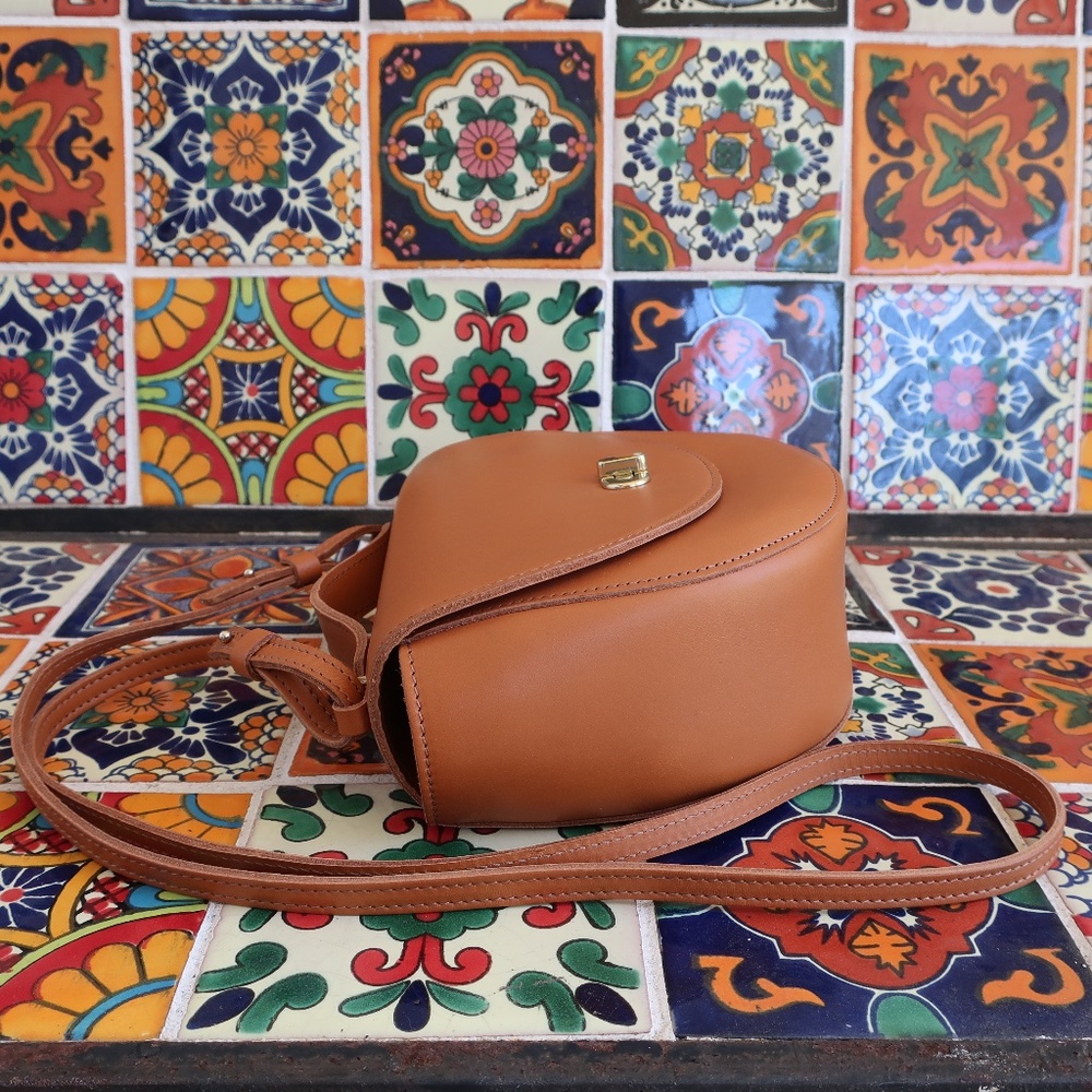 Clare V. Elodie in Cuoio - Picture 4 of 15